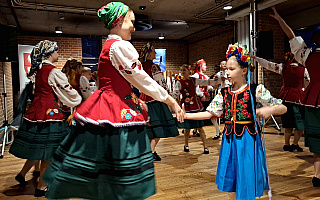 Ukraińskie andrzejki w Olsztynie. Wspólna zabawa przyciągnęła tłumy Ukraińskie andrzejki w Olsztynie. Wspólna zabawa przyciągnęła tłumy
